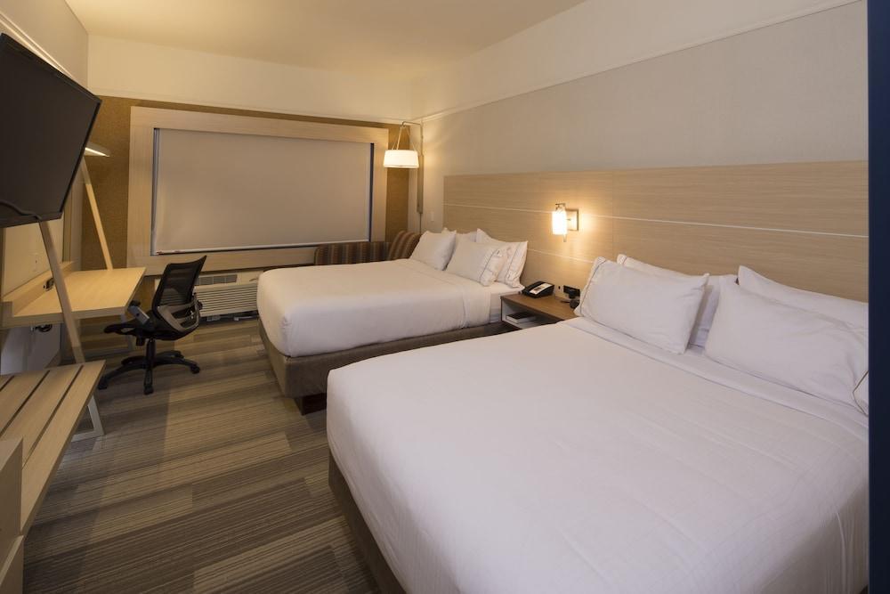 Holiday Inn Express & Suites Alpena - Downtown By Ihg Экстерьер фото