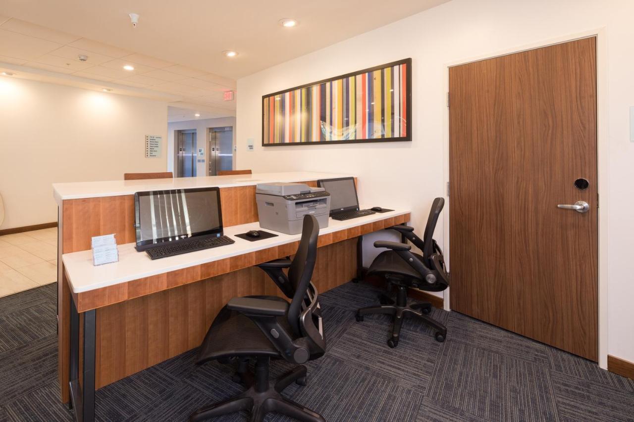 Holiday Inn Express & Suites Alpena - Downtown By Ihg Экстерьер фото
