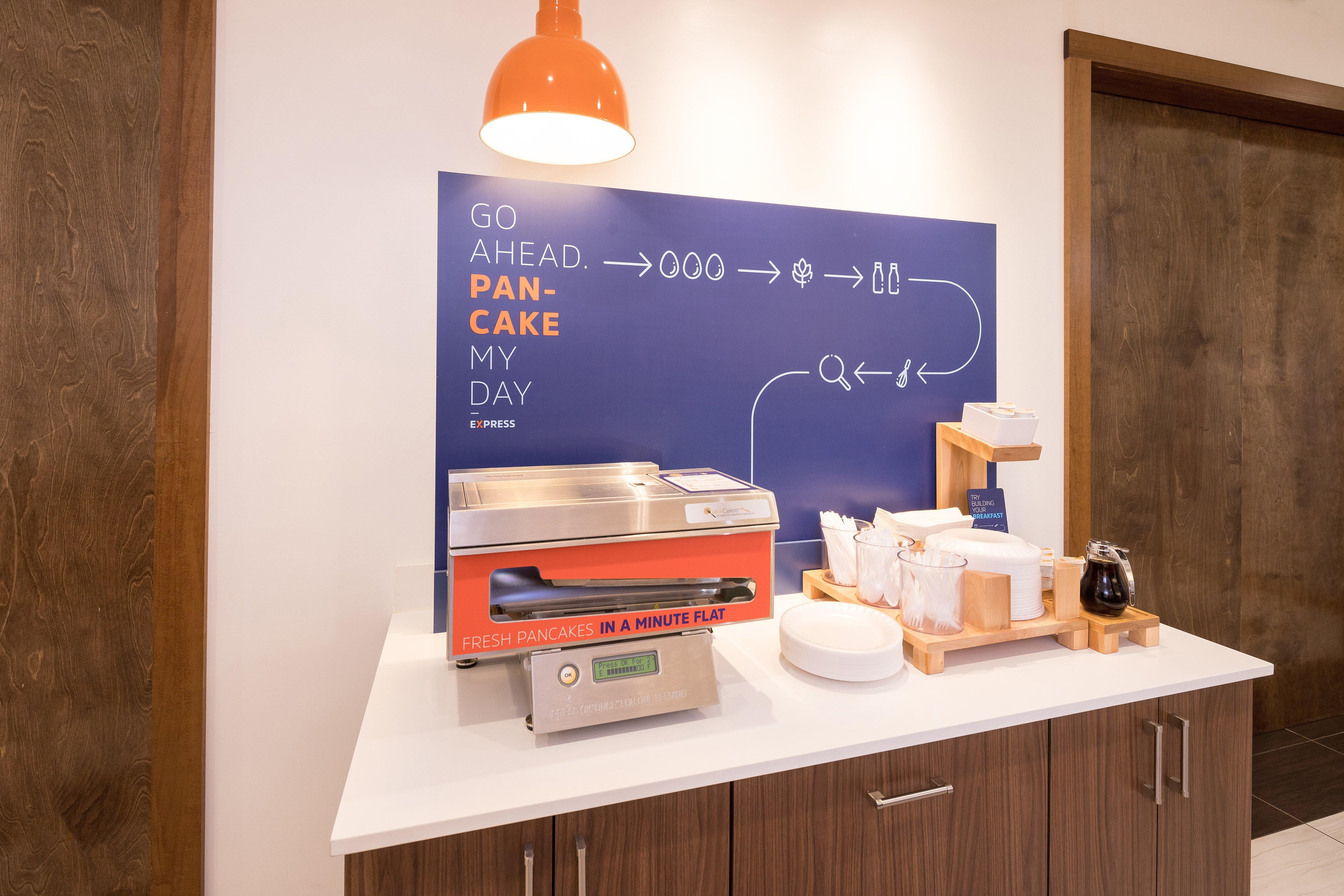 Holiday Inn Express & Suites Alpena - Downtown By Ihg Экстерьер фото